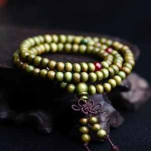 Green Yoga Meditation Sandalwood Rosary Wrap Mala Bead Wooden Bracelet